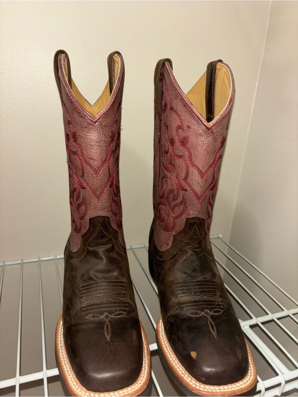 Shyanne Women’s Cowboy Boots - Picture 2 of 6